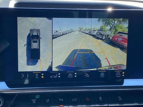 Used 2024 Chevrolet Silverado 3500 High Country w/ Technology Package image 27