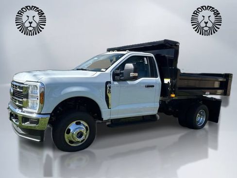 New 2026 Ford F350 XL w/ XL Chrome Package AWD/4WD image 1