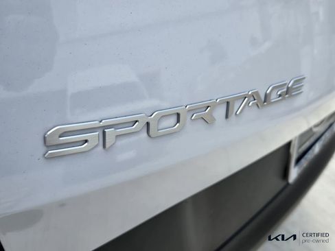 Certified 2023 Kia Sportage EX FWD image 15