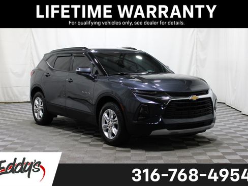 Used 2022 Chevrolet Blazer LT FWD image 1
