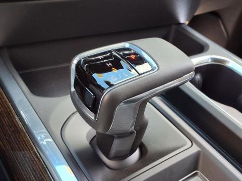 New 2026 GMC Sierra 1500 Elevation image 13