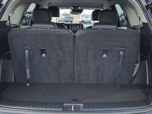 Used 2021 Kia Sorento S image 19