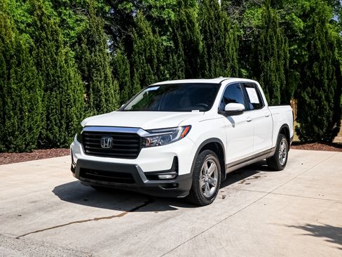 Certified 2023 Honda Ridgeline RTL image 5