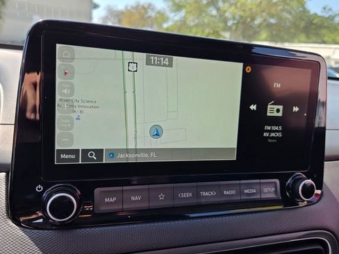 Used 2022 Hyundai Kona Limited FWD image 24