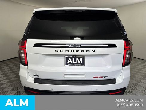 Used 2024 Chevrolet Suburban RST w/ Luxury Package AWD/4WD image 9