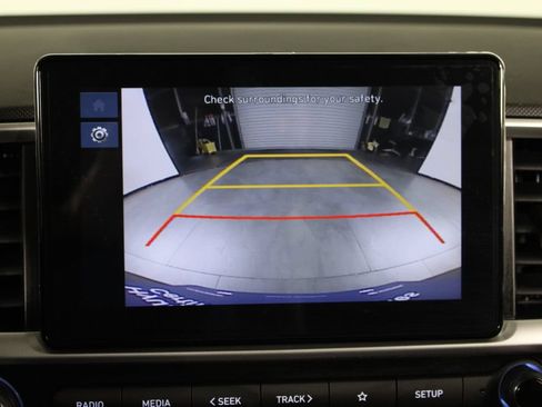 Certified 2026 Hyundai Venue SEL FWD image 31