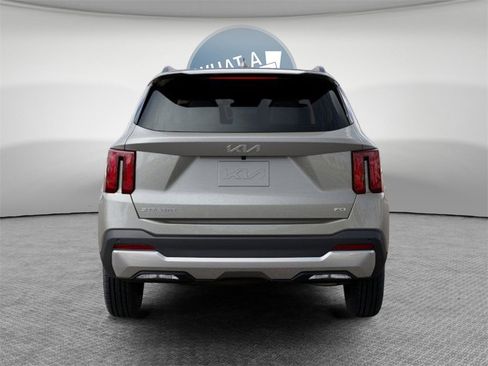 New 2026 Kia Sorento S w/ S Panoramic Sunroof Package image 5