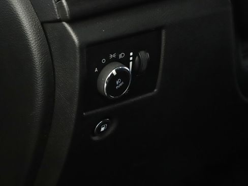 Used 2018 Jeep Grand Cherokee Altitude image 9