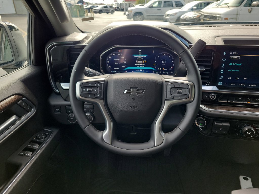 Used 2026 Chevrolet Silverado 1500 RST AWD/4WD image 14