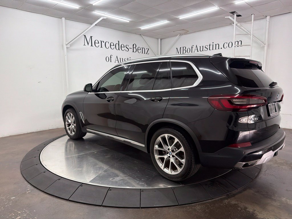 Used 2021 BMW X5 sDrive40i w/ Premium Package 3 RWD image 4