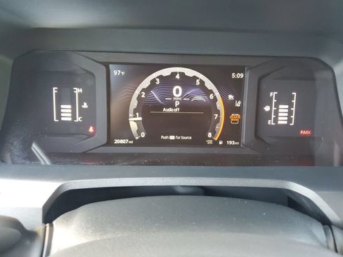 Certified 2025 Toyota 4Runner SR5 AWD/4WD image 23