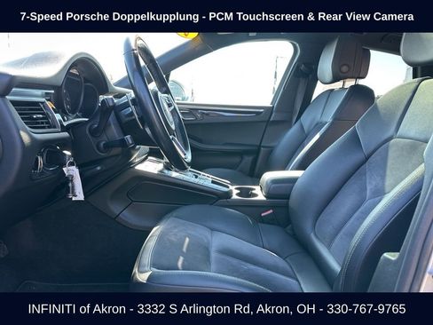Used 2017 Porsche Macan image 40