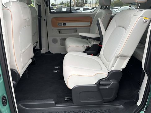 Certified 2025 Volkswagen ID. Buzz 1st Edition AWD/4WD image 8
