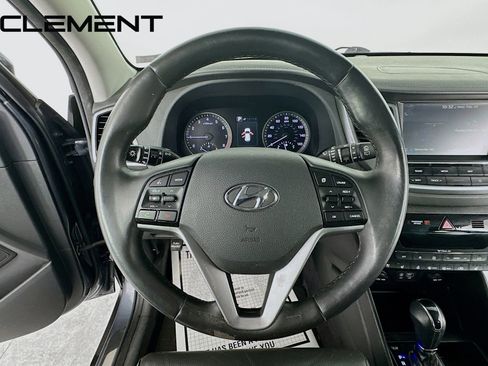 Used 2018 Hyundai Tucson Limited w/ Ultimate Package 02 image 14