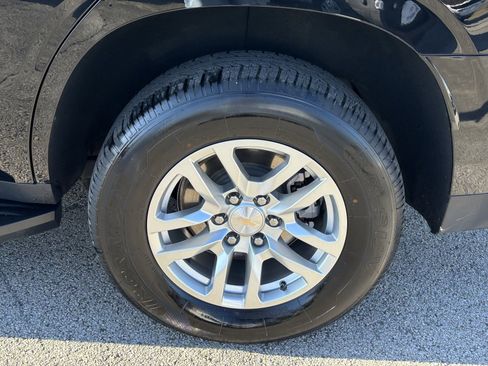 Used 2024 Chevrolet Tahoe LT image 13