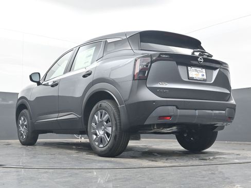 New 2026 Nissan Kicks S image 26