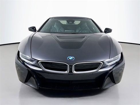 Used 2019 BMW i8 Roadster image 2