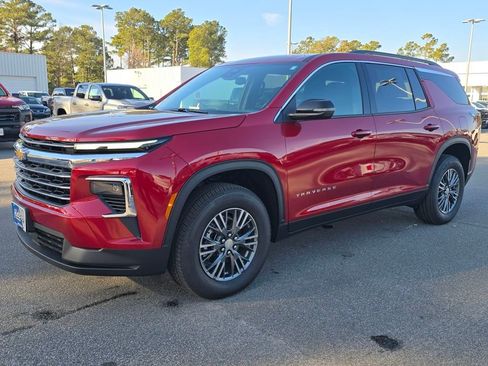 New 2026 Chevrolet Traverse LT image 1