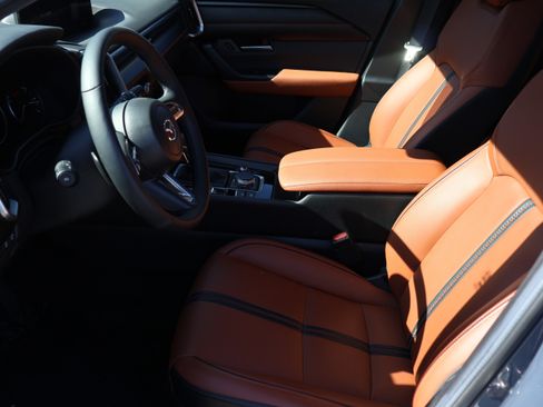 Certified 2025 MAZDA CX-50 Meridian Edition image 39