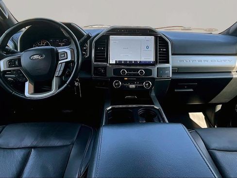 Used 2022 Ford F250 Lariat w/ Lariat Value Package AWD/4WD image 8