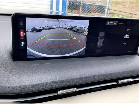 Certified 2025 Genesis GV70 2.5T Select w/ Select Package image 21