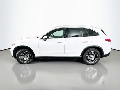 New 2025 Mercedes-Benz GLC 300 4MATIC image 4