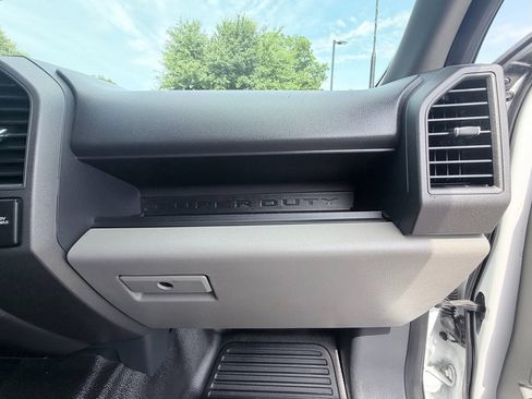 Used 2022 Ford F250 XL w/ STX Appearance Package AWD/4WD image 20