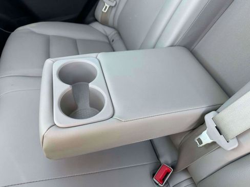 Used 2023 Nissan Rogue SL w/ SL Premium Package FWD image 10