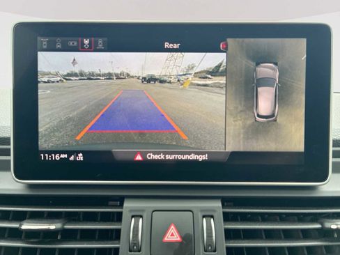 Used 2019 Audi Q5 Prestige w/ Prestige Package image 15