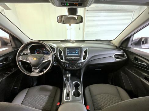Certified 2018 Chevrolet Equinox LT FWD image 13