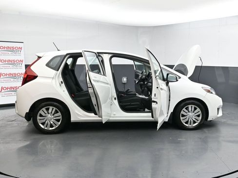 Used 2015 Honda Fit LX image 41