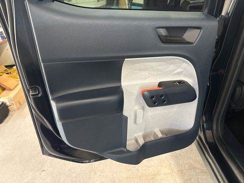 Used 2022 Ford Maverick XLT image 38