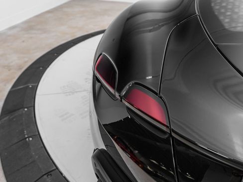 Certified 2024 Ferrari Roma Base image 93