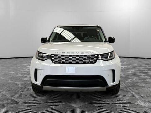 Used 2025 Land Rover Discovery S AWD/4WD image 8