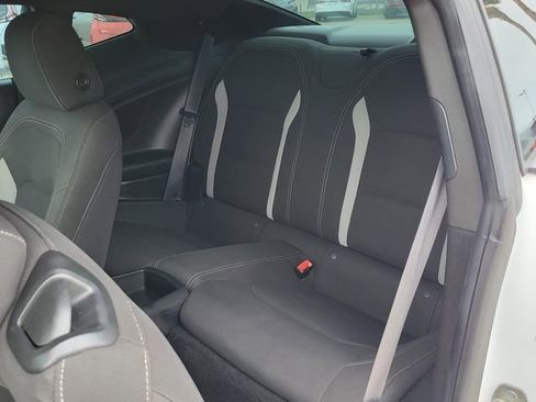Used 2021 Chevrolet Camaro LT w/ RS Package image 15