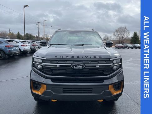 New 2026 Ford Expedition Tremor image 8