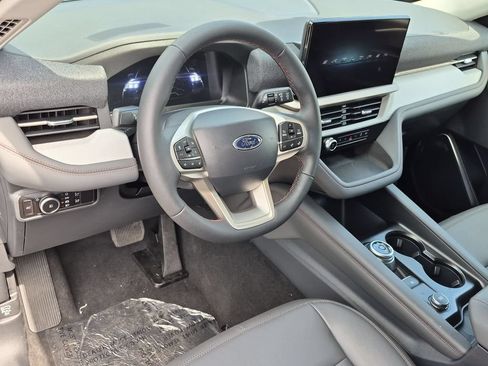 New 2026 Ford Explorer Active w/ Active Comfort Package AWD/4WD image 10