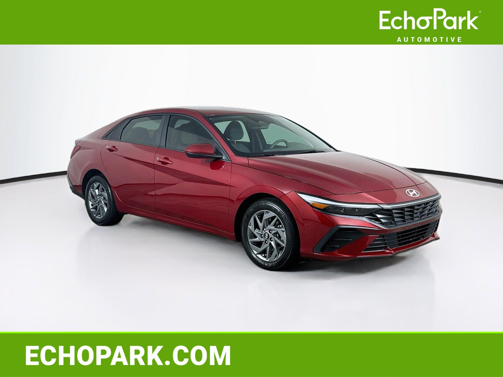 Used 2024 Hyundai Elantra SEL FWD image 1