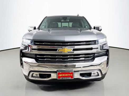 Used 2021 Chevrolet Silverado 1500 LTZ image 2