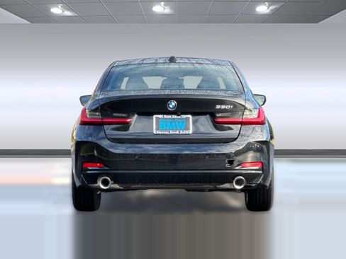 Used 2026 BMW 330i Sedan w/ Premium Package RWD image 9