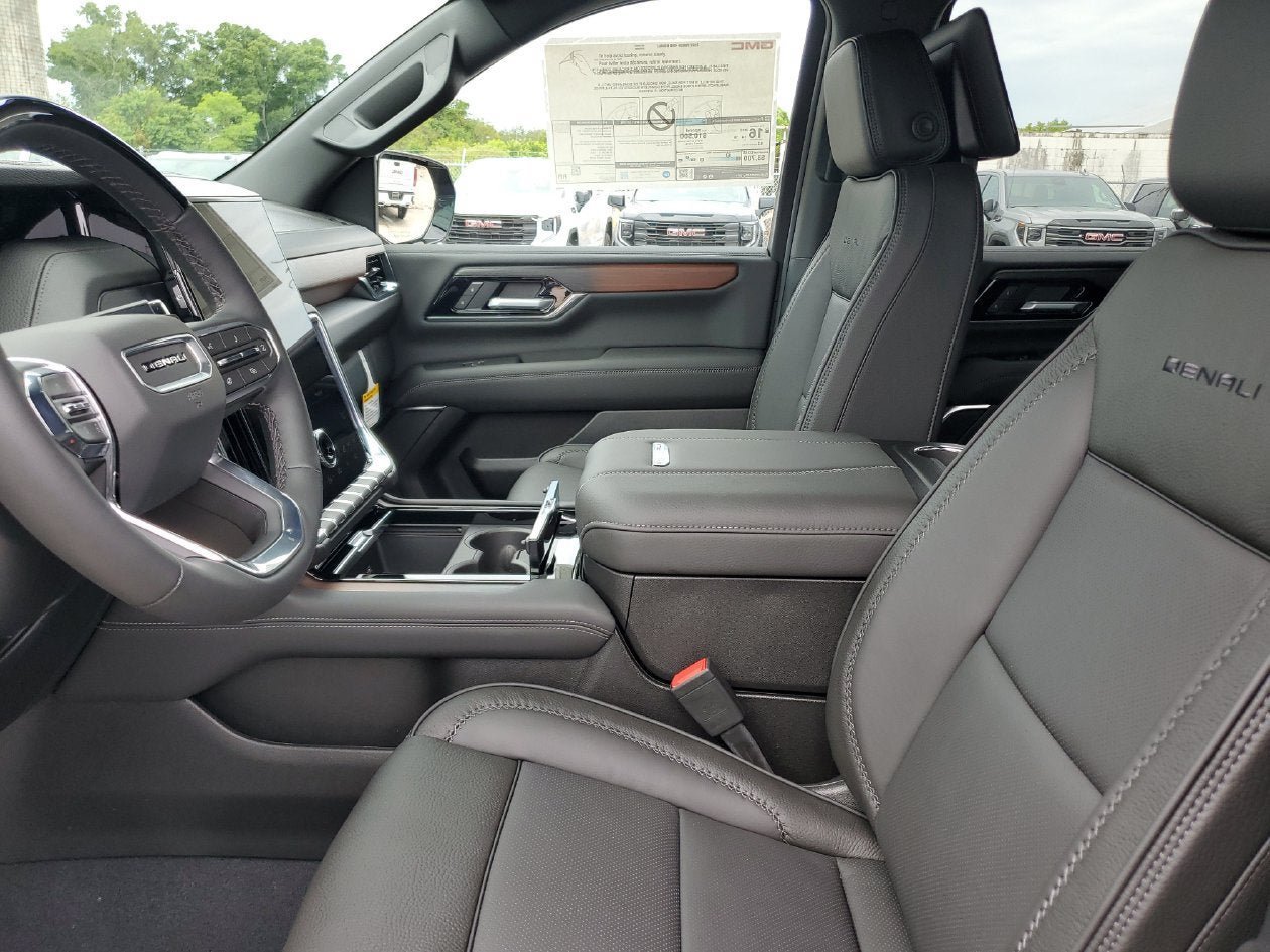 New 2027 GMC Yukon Denali w/ Denali Reserve Package AWD/4WD image 19