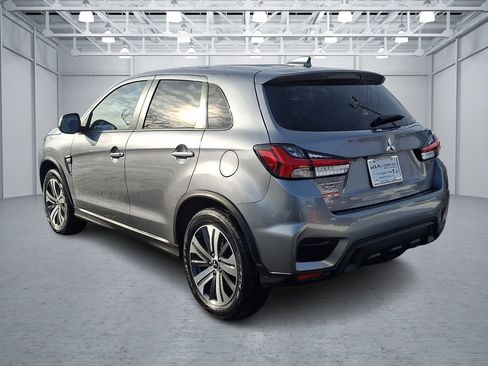 Used 2024 Mitsubishi Outlander Sport image 3