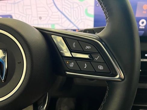 Used 2025 Buick Enclave Sport Touring image 30