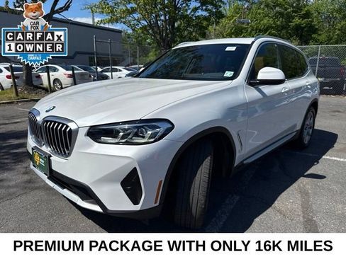 Used 2022 BMW X3 xDrive30i w/ Premium Package 2 (ZPA) AWD/4WD image 3