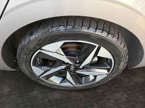 Used 2021 Hyundai Elantra SEL w/ Convenience + Premium Package FWD image 43