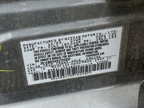 Used 2024 Nissan Sentra SV image 12