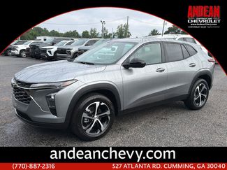 New 2026 Chevrolet Trax RS w/ Sunroof Package FWD video 1