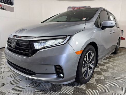 Used 2024 Honda Odyssey Touring image 9