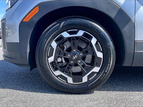 Used 2024 Hyundai Santa Fe SEL image 9