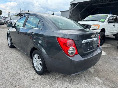 Used 2014 Chevrolet Sonic LT FWD image 4